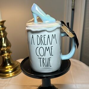 Rae Dunn A Dream Come True coffee/tea mug